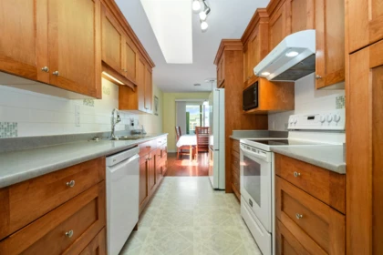 Kitchen Island Photo of 401 9175 Edward Street, Chilliwack, BC
