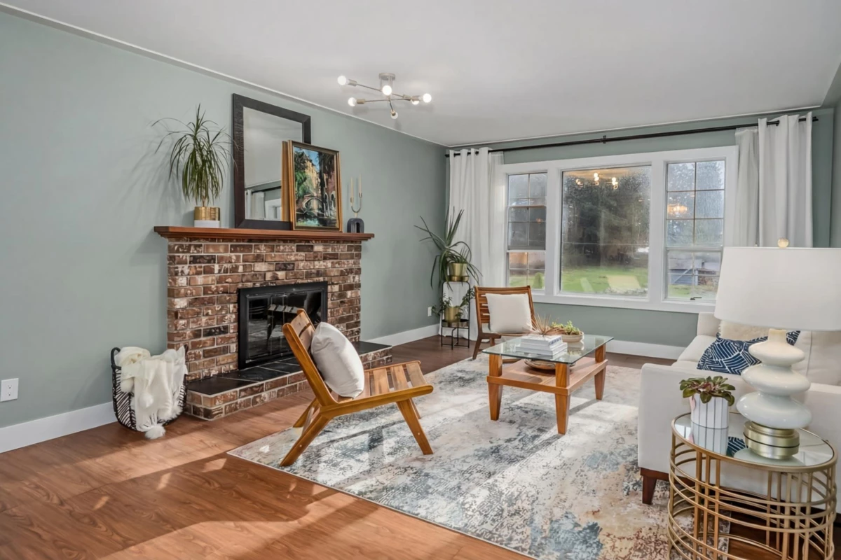 Family Room Photo of 8442 Harms Street, Mission, BC