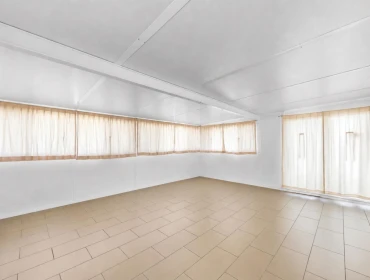 Hallway Photo of 245 W 63rd Avenue, Vancouver, BC