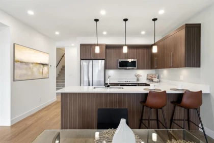 Kitchen Photo of 2 5522 Mccourt Road, Sechelt, BC