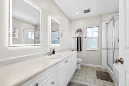 Hallway Photo of 21 1751 Paddock Drive, Coquitlam, BC