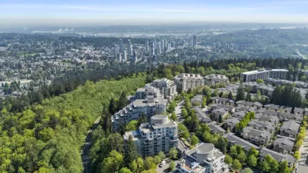 Garden / Landscaping Photo of 605 9262 University Crescent, Burnaby, BC