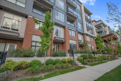 Office / Den Photo of 102 3528 146a Street, Surrey, BC