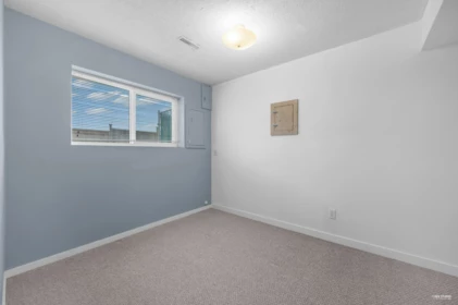 Powder Room Photo of 4249 Barker Avenue, Burnaby, BC