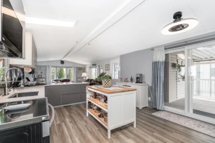 Guest Bathroom Photo of 37 8670 156 Street, Surrey, BC
