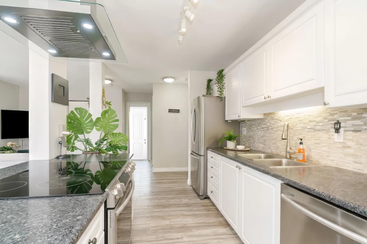 Family Room Photo of 312 13771 72a Avenue, Surrey, BC