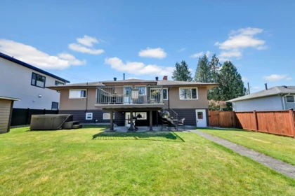 Primary Bedroom Photo of 981 Grover Avenue, Coquitlam, BC