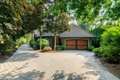 18638 54a Avenue, Surrey, BC, Surrey — Single Family Residence for sale