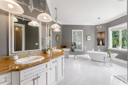 Hallway Photo of 18638 54a Avenue, Surrey, BC