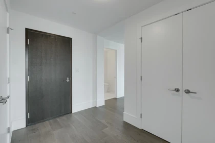 Walk-In Closet Photo of 1401 1501 Foster Street, White Rock, BC