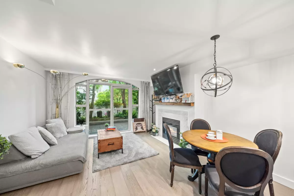 Family Room Photo of 105 1111 Haro Street, Vancouver, BC