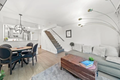 105 1111 Haro Street, Vancouver, BC, Vancouver — Townhouse for sale