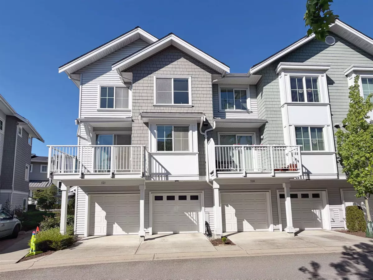 Exterior Rear Photo of 121 5550 Admiral Way, Ladner, BC