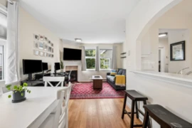 206 2588 Alder Street, Vancouver, BC