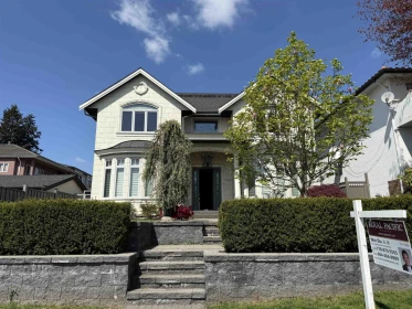 7525 13th Avenue, Burnaby, BC, Burnaby — Single Family Residence for sale