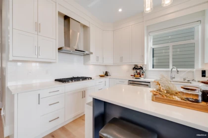 Powder Room Photo of 16778 20a Avenue, Surrey, BC
