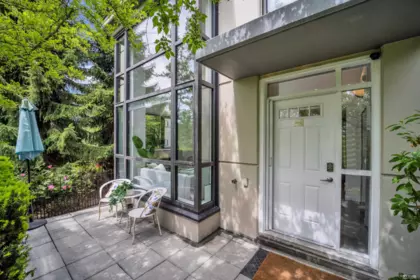 Hallway Photo of 6 4178 Dawson Street, Burnaby, BC