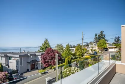 14433 Sunset Lane, White Rock, BC, White Rock — Single Family Residence for sale