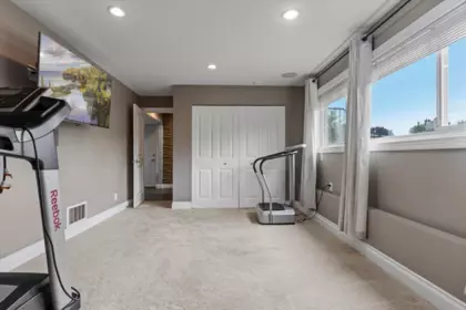 Hallway Photo of 45305 Paisley Avenue, Chilliwack, BC