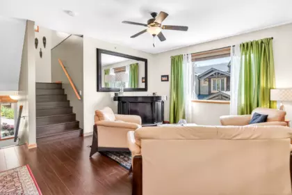 Kitchen Island Photo of 21 24185 106b Avenue, Maple Ridge, BC