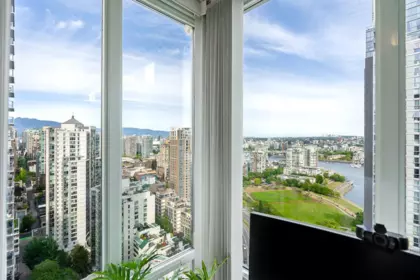 Guest Bathroom Photo of 3108 1438 Richards Street, Vancouver, BC