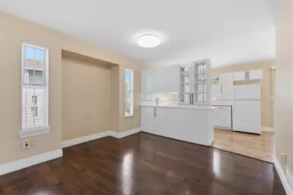 Kitchen Photo of 93 8716 Walnut Grove Drive, Langley, BC