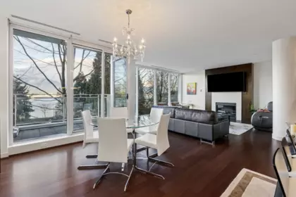 Kitchen Photo of TH102 1139 W Cordova Street, Vancouver, BC