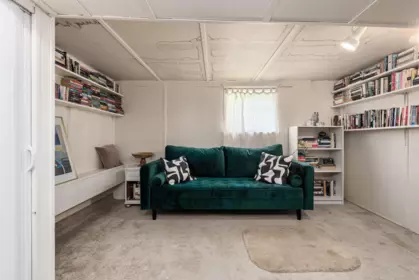 Basement Recreation Room Photo of 5282 Inman Avenue, Burnaby, BC