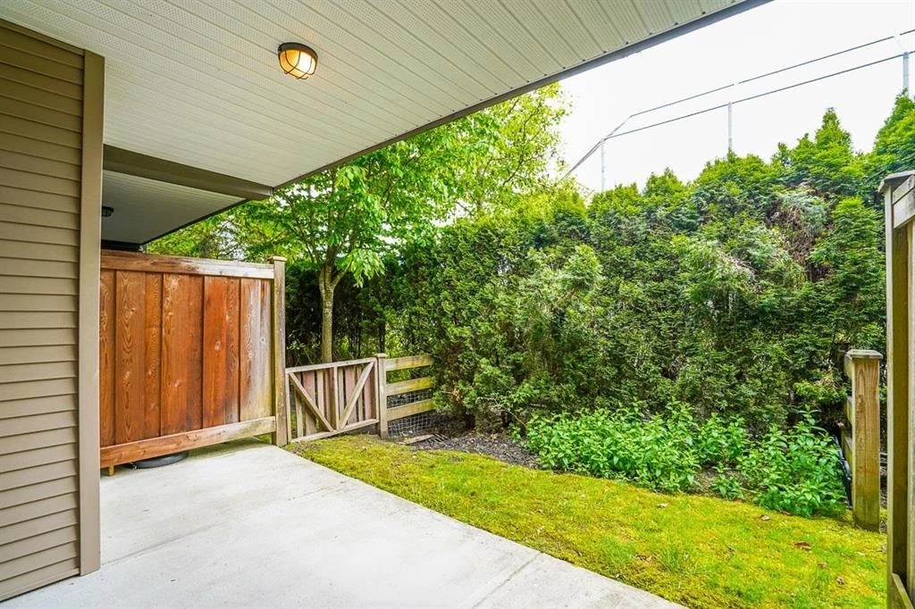 Family Room Photo of 25 8250 209b Street, Langley, BC