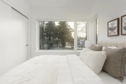 Hallway Photo of 1 2755 W 11th Avenue, Vancouver, BC