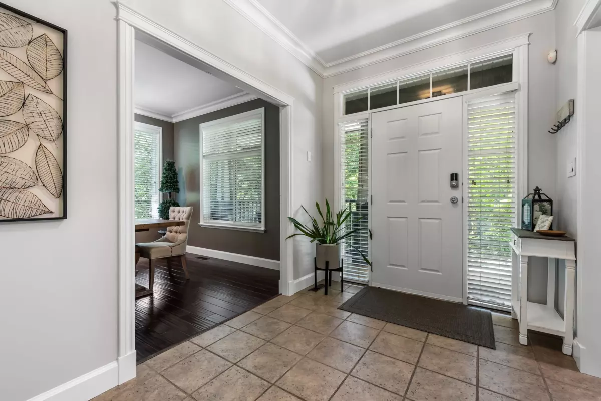 Family Room Photo of 36319 Buckingham Drive, Abbotsford, BC