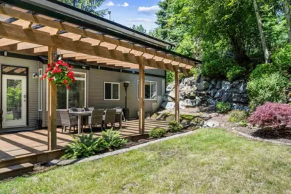 Community Amenities Photo (Clubhouse) of 36319 Buckingham Drive, Abbotsford, BC
