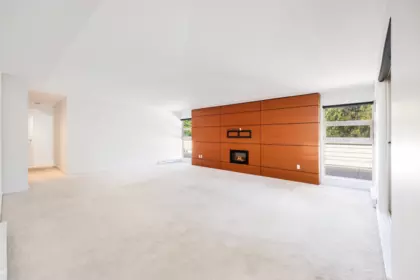 Kitchen Island Photo of PH2 2832 Capilano Road, North Vancouver, BC