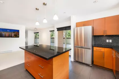 Mudroom Photo of PH2 2832 Capilano Road, North Vancouver, BC