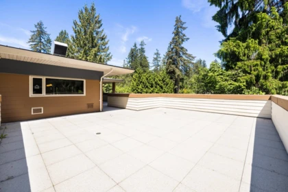 Swimming Pool Photo of PH2 2832 Capilano Road, North Vancouver, BC