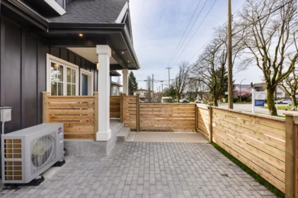 Backyard Photo of 2 550 Kaslo Street, Vancouver, BC