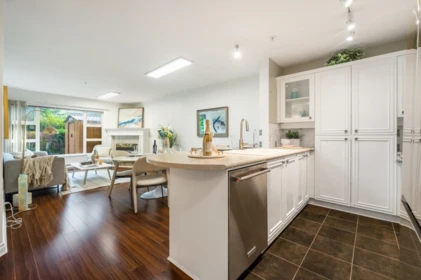 105 988 W 54th Avenue, Vancouver, BC, Vancouver — Apartment/Condo for sale