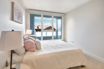 Loft / Bonus Room Photo of 402 1061 Marine Drive, North Vancouver, BC