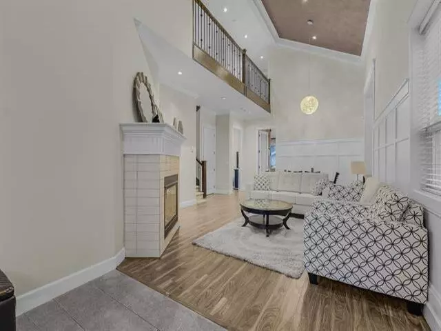 Family Room Photo of 11923 92 Avenue, Delta, BC