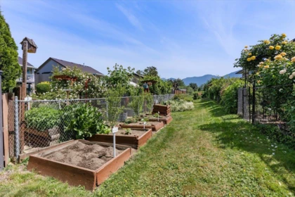 Garden / Landscaping Photo of 46296 Ranchero Drive, Chilliwack, BC