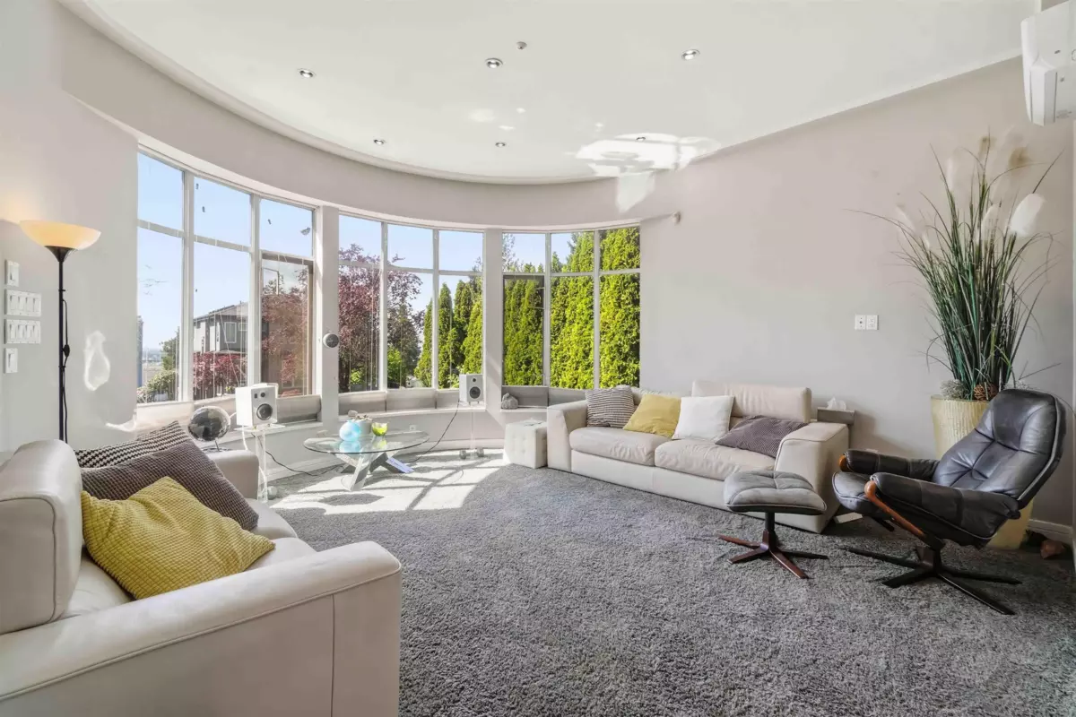 Family Room Photo of 2275 Bonaccord Drive, Vancouver, BC