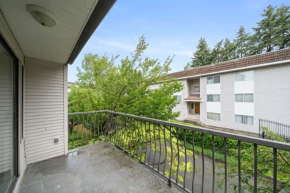 Basement Recreation Room Photo of 9 7011 134 Street, Surrey, BC