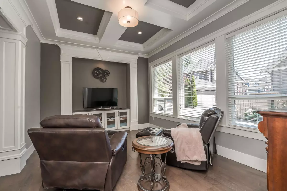 Family Room Photo of 14712 34a Avenue, Surrey, BC