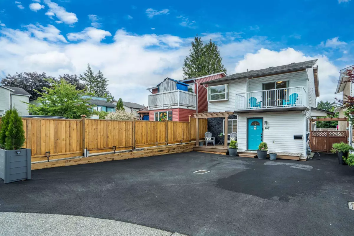 Exterior Rear Photo of 307 Nicholas Crescent, Langley, BC