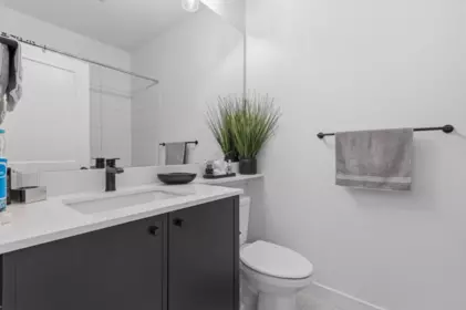 Mudroom Photo of 27 2774 Montrose Avenue, Abbotsford, BC