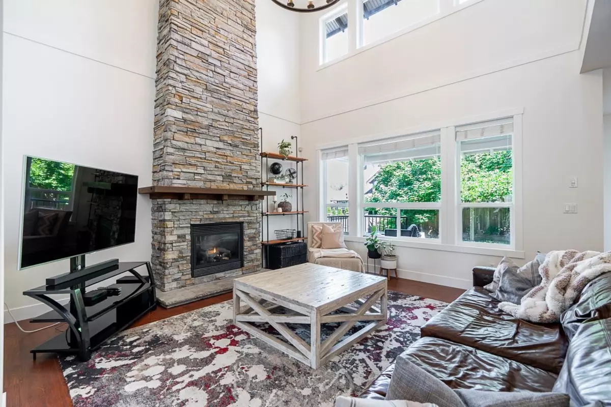 Family Room Photo of 13622 228th Street, Maple Ridge, BC