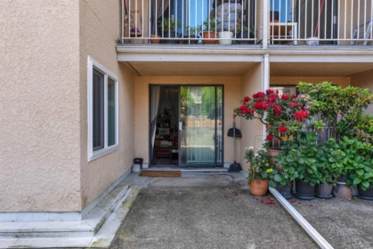 Loft / Bonus Room Photo of 105 975 E Broadway, Vancouver, BC