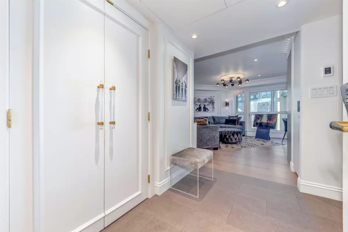 Family Room Photo of 401 4557 Blackcomb Way, Whistler, BC