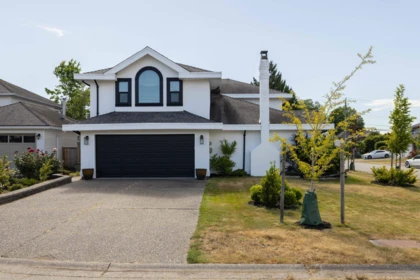 Hot Tub / Spa Photo of 4665 Kensington Place, Delta, BC
