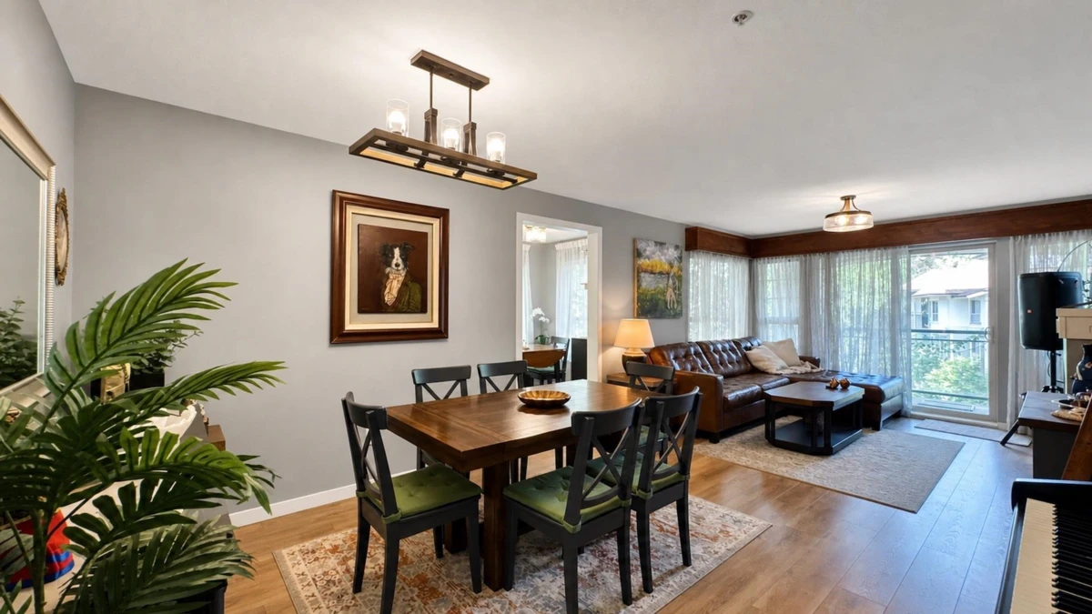 Dining Area Photo of 403 2958 Silver Springs Boulevard, Coquitlam, BC